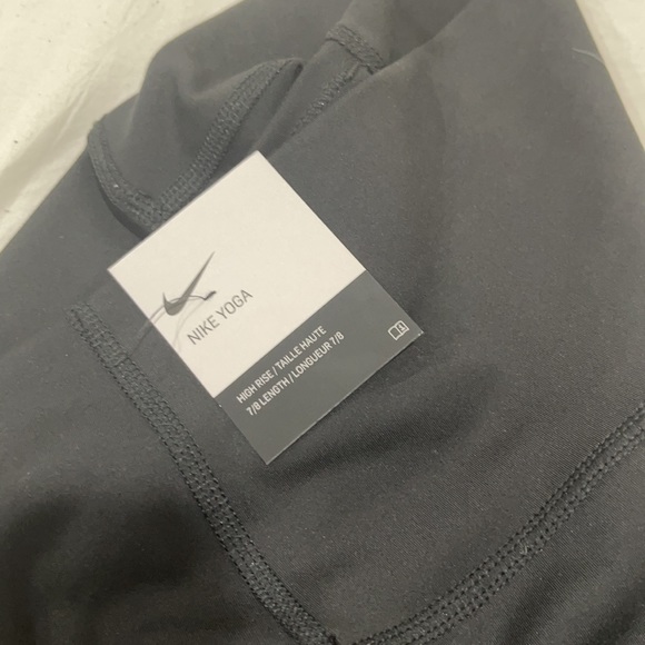 🖤NIKE YOGA LEGGINGS - Picture 11 of 15